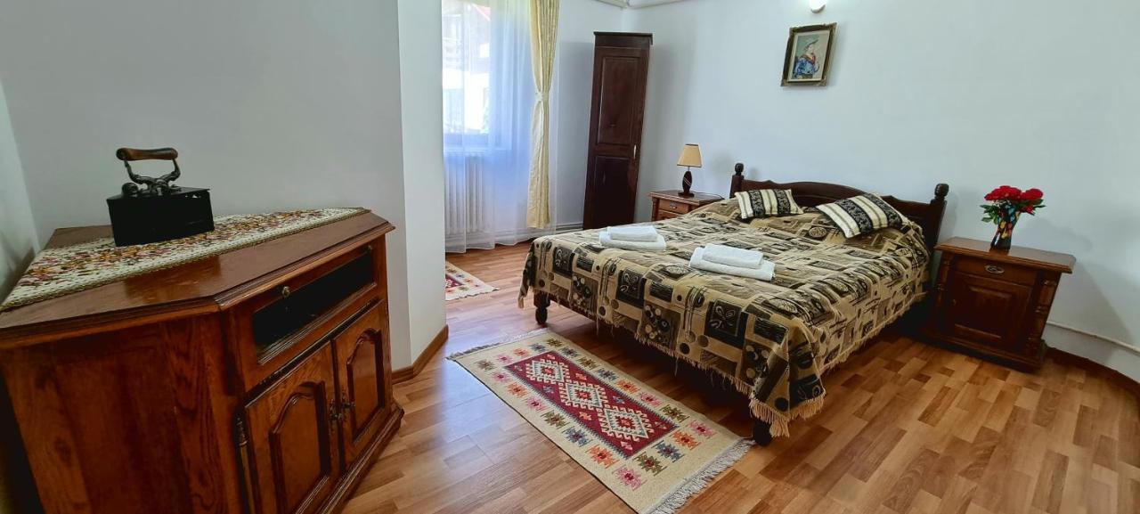 Pensiunea Miraj Polovragi Exterior foto